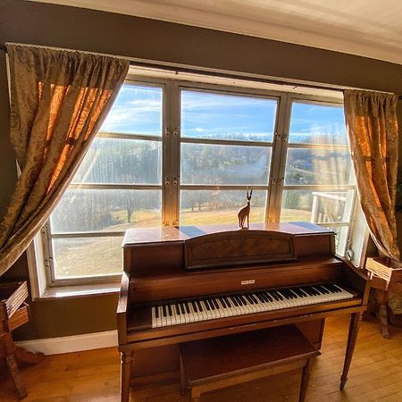 Mid-Century Vintage Brick Ranch Upstairs Guesthouse Sevierville Exteriér fotografie