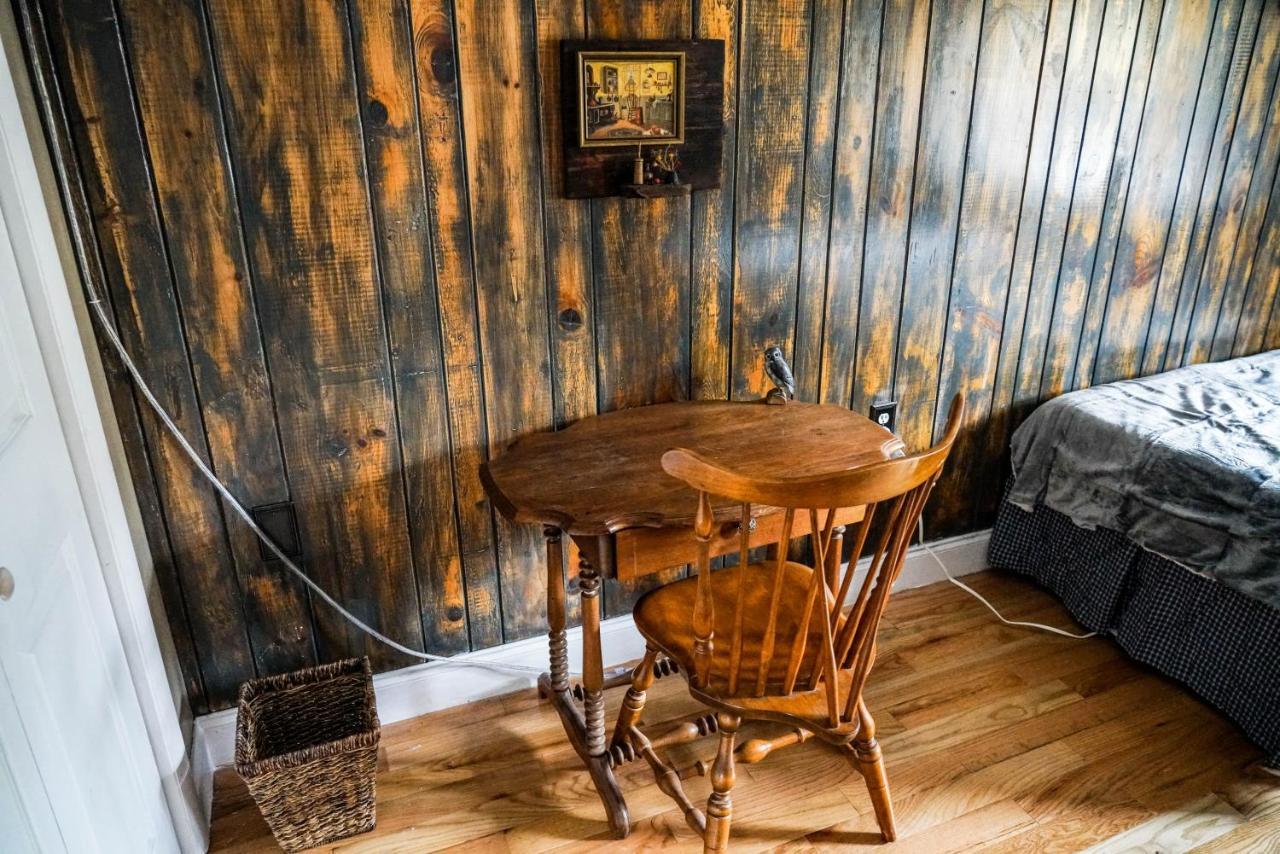 Mid-Century Vintage Brick Ranch Upstairs Guesthouse Sevierville Exteriér fotografie