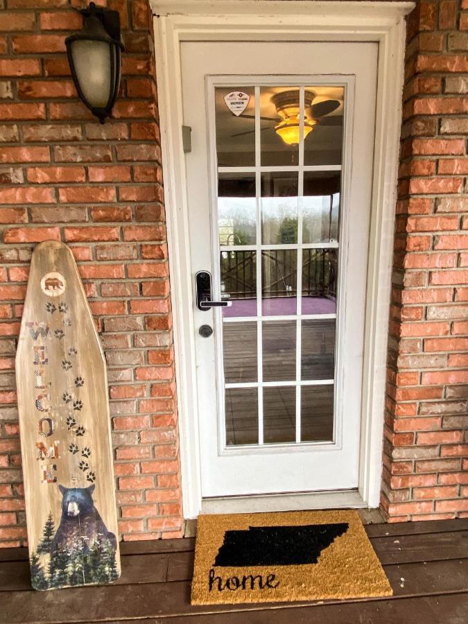 Mid-Century Vintage Brick Ranch Upstairs Guesthouse Sevierville Exteriér fotografie